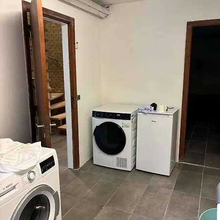 Kaalundsvej 13, Nyaraló